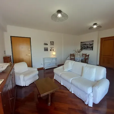 St Peter's View Penthouse Apartment