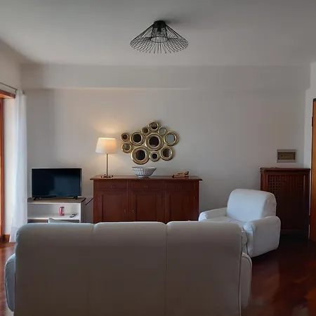 St Peter's View Penthouse 300 Mt Metro A Stop