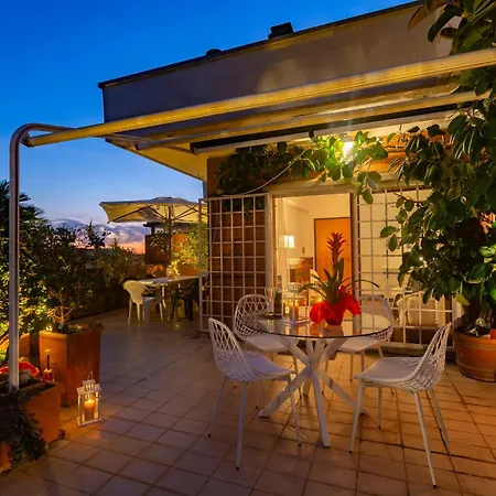 Apartamento St Peter's View Penthouse 300 Mt Metro A Stop *